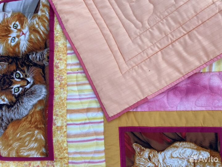 Лоскутное одеяло ручной работы с кошками