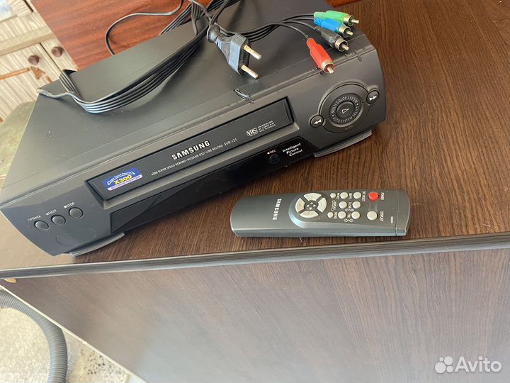 Видеомагнитофон