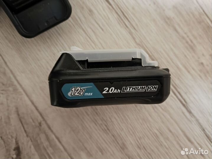 Шуруповерт makita 12v