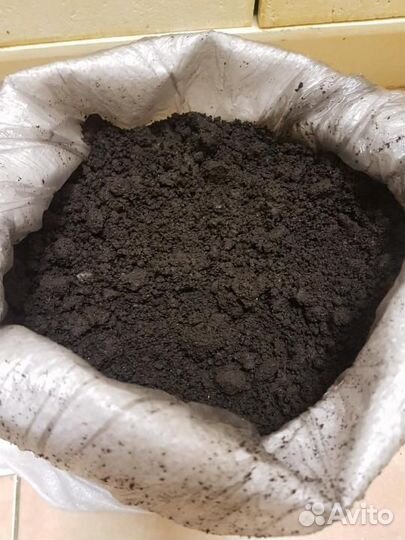 Чернозем полевой,перегной сыпец 2/3г,привезу,от 1т