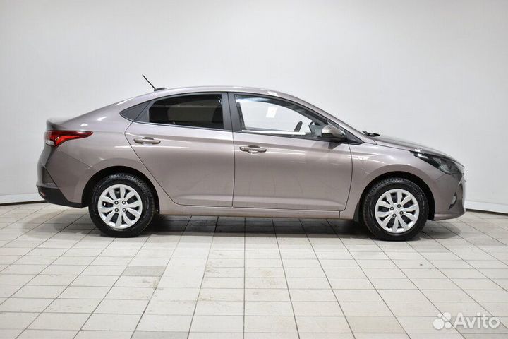 Hyundai Solaris 1.6 AT, 2020, 48 700 км