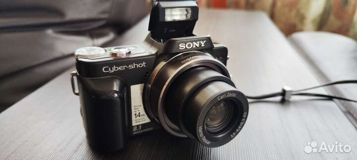 Фотоаппарат Sony Cyber-shot DSC-H3