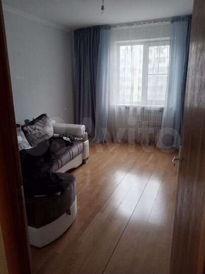 2-к. квартира, 53 м², 4/10 эт.