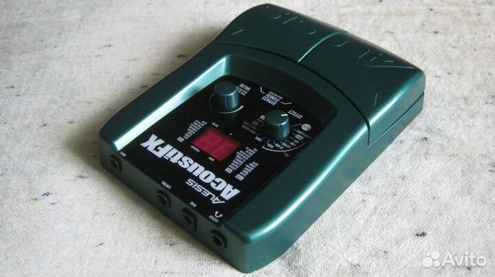 Alesis AcoustiFX