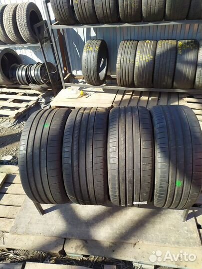 Pirelli P Zero PZ4 255/35 R20 94Y