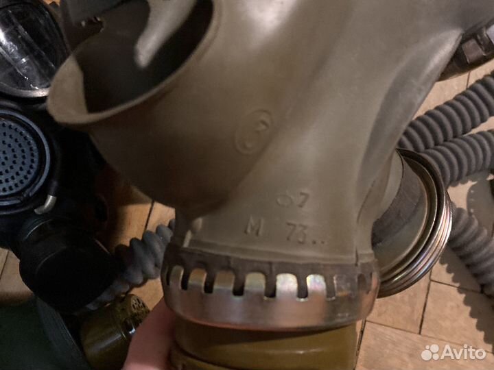 Противогазы СССР РФ много