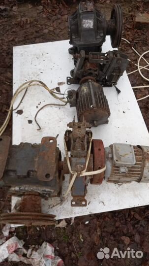 Двигатель от мини лифта