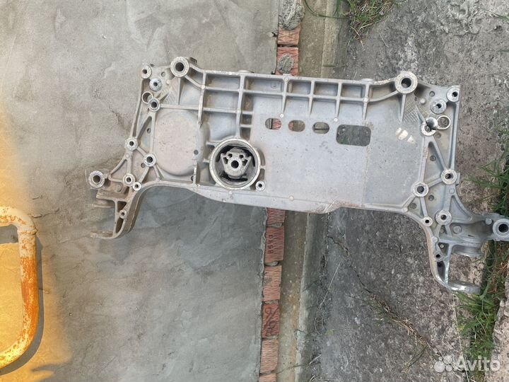 Подрамник volkswagen tiguan