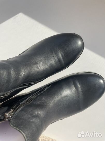 Зимние ботинки женские