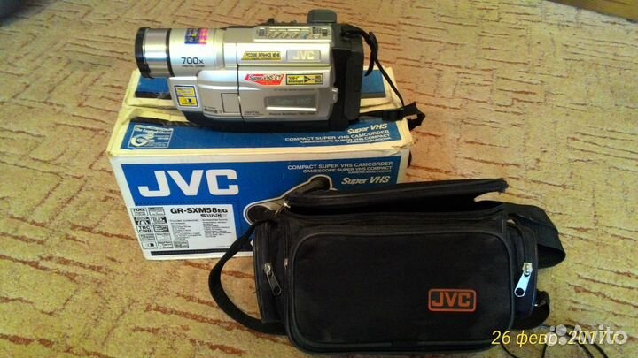 Видеокамера JVC