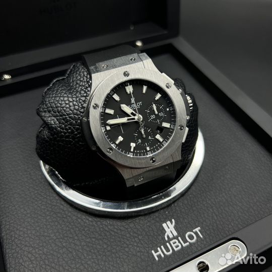 Часы Hublot big bang новые с гарантией