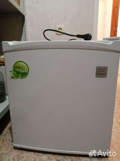 Холодильник бу маленький