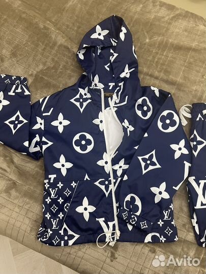 Спортивный костюм для мальчика 140