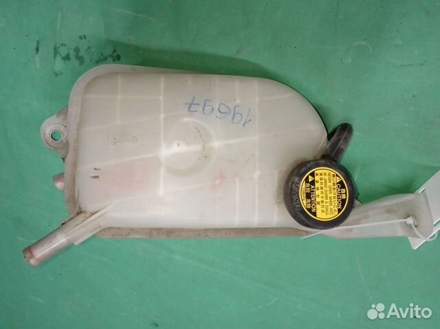Toyota Avensis (T 270) III бачок расширительный