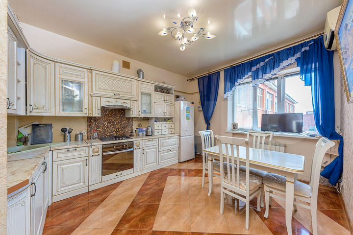 2-к. квартира, 64,2 м², 3/4 эт.