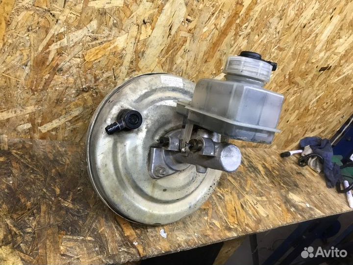 Вакуумный усилитель тормозов LADA Kalina универсал