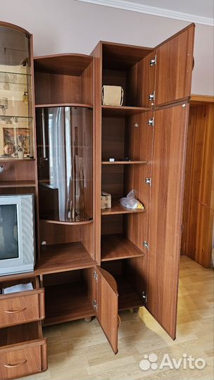 Стенка в гостиную бу