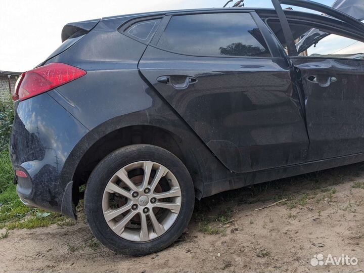 Kia Ceed 2012-2018 задняя часть кузова хэтчбек