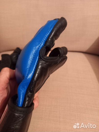 Перчатки для мма