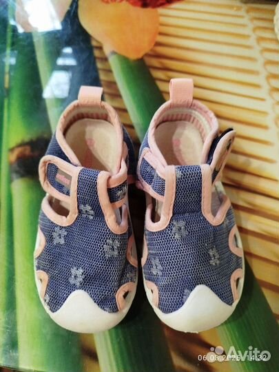 Сандалии летние 22