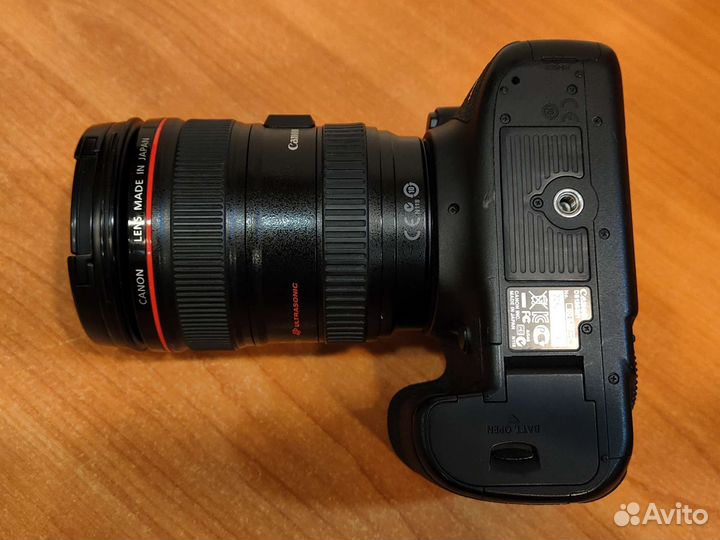 Фотоаппарат Canon EOS 5D Mark III