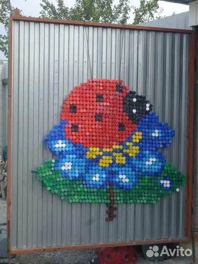 Крышки пластиковые 120шт