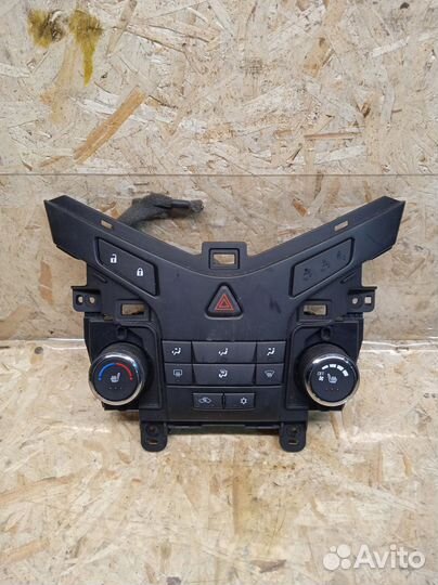 Блок управления климатической установкой Chevrolet