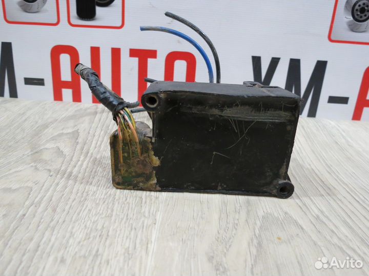 Блок клапанов пневмоподвески Audi A6 Allroad