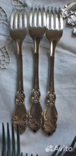 Вилки, ложки, ножи серебряная роза