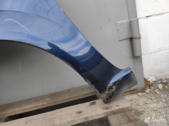 Крыло переднее левое на Opel Zafira B
