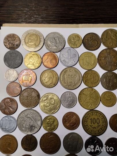 100 иностранных монет