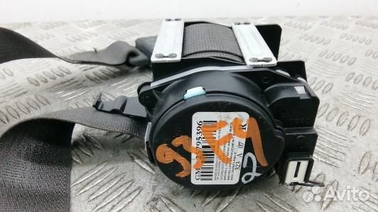 Ремень безопасности с пиропатроном сиденья передне