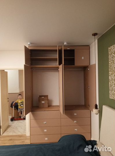 Шкаф распашной на заказ