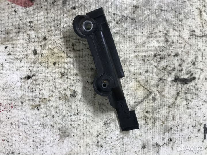 Кожух маховика Land Rover Freelander