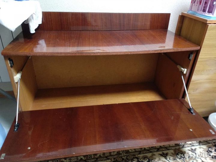 Продаю тумбу