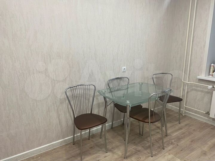 1-к. квартира, 43 м², 6/10 эт.