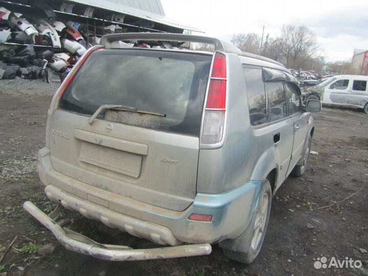 Дверь передняя левая правая Nissan x trail T30