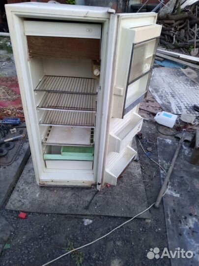 Холодильник бу