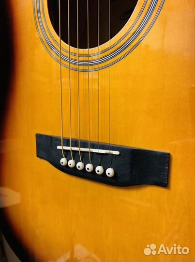 Гитара с подключением + чехол