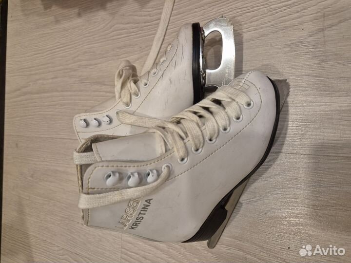 Коньки фигурные детские 27 размер