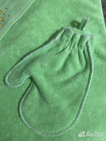 Полотенце банное с рукавичкой детское