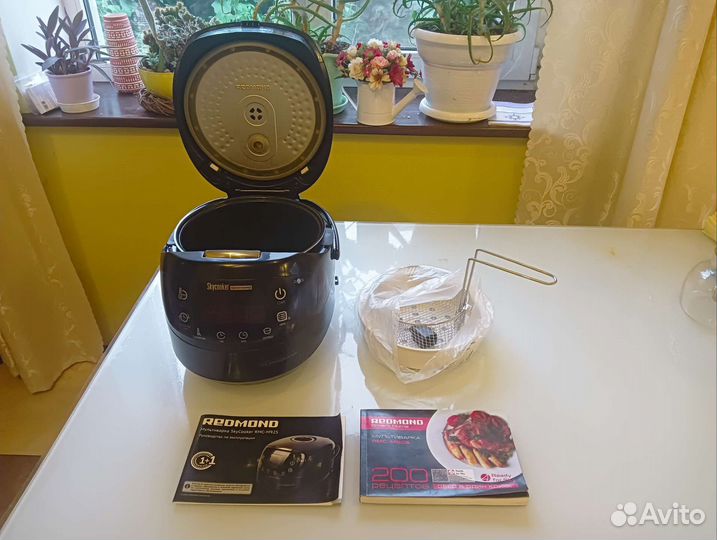 Мультиварка redmond