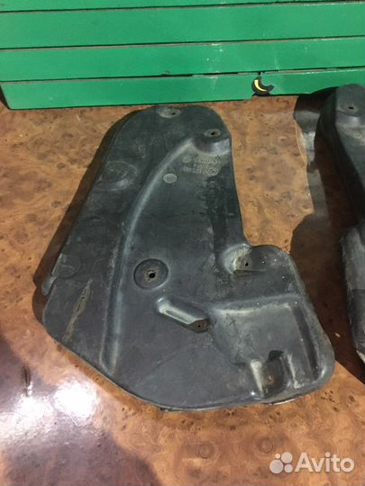 Воздуховод салонного Фильтра BMW E38