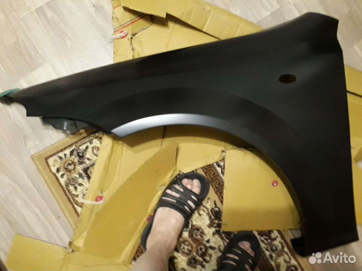 Продается левое крыло Шевроле Лачетти