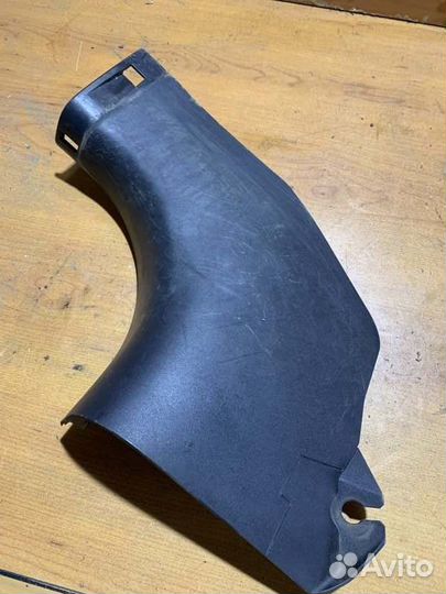 Обшивка стойки передняя правая Mitsubishi Lancer