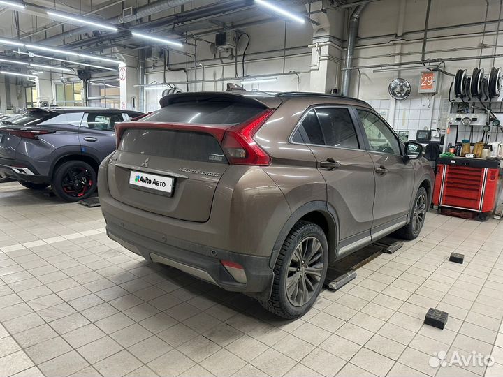 Mitsubishi Eclipse Cross 1.5 CVT, 2018, 53 000 км