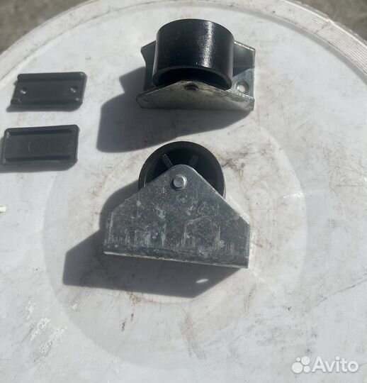 Опора колесная подпятники мебельные поастиковые