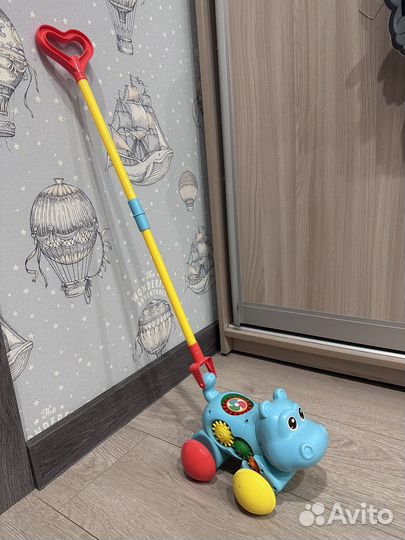 Игрушка-каталка бегемот