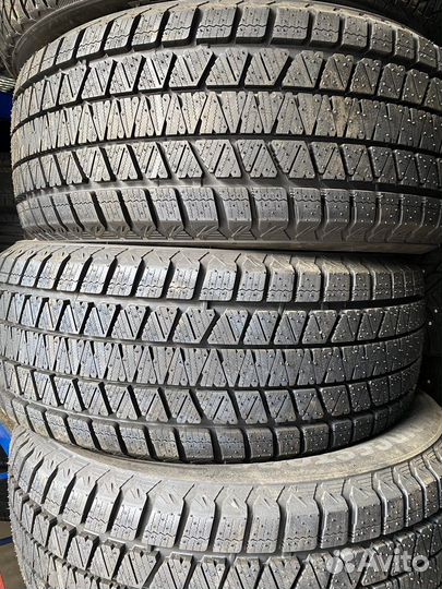 Bridgestone Blizzak DM-V3 295/35 R21 107T