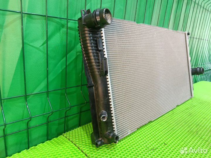 Радиатор охлаждения Bmw 528 F10 N20B20 2011